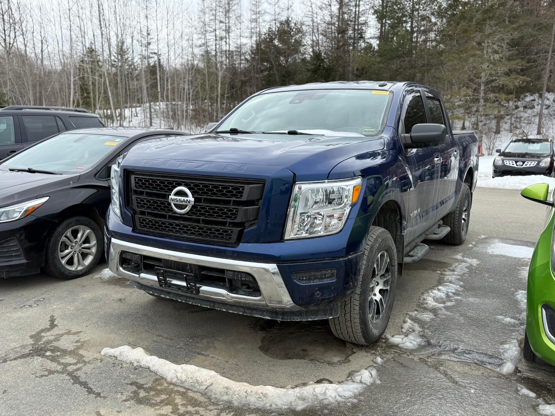2021 Nissan Titan SV