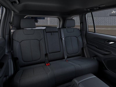 2027 Jeep Grand Cherokee GRAND CHEROKEE LAREDO X 4X4