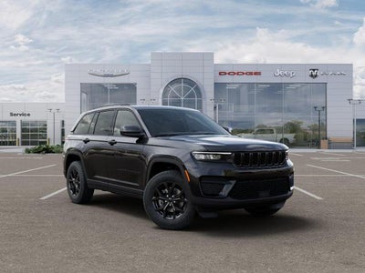 2025 Jeep Grand Cherokee Laredo 4x4