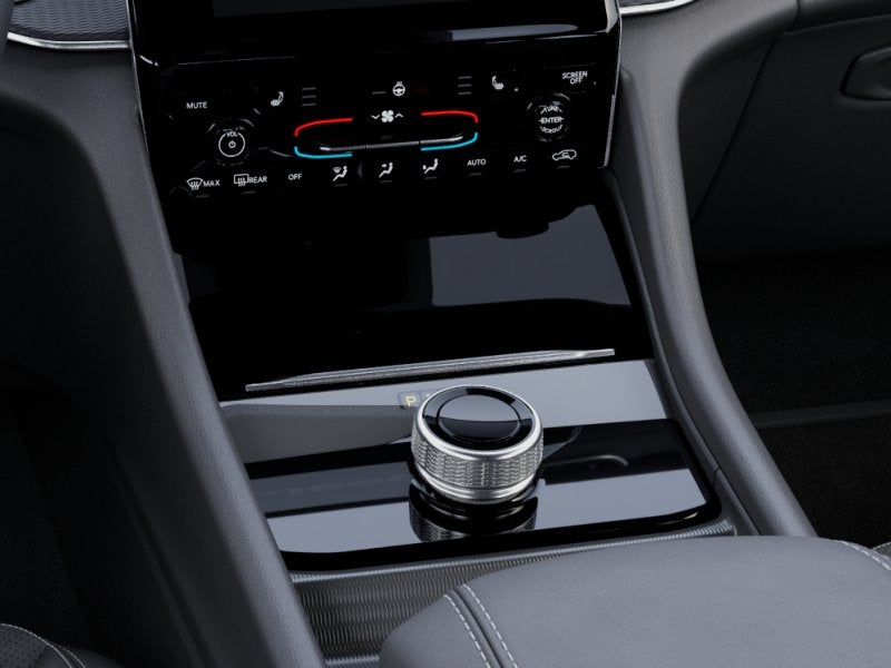 2025 Jeep Grand Cherokee Laredo 4x4