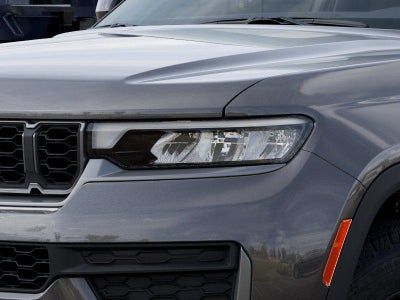2026 Jeep Grand Cherokee Laredo Altitude 4x4
