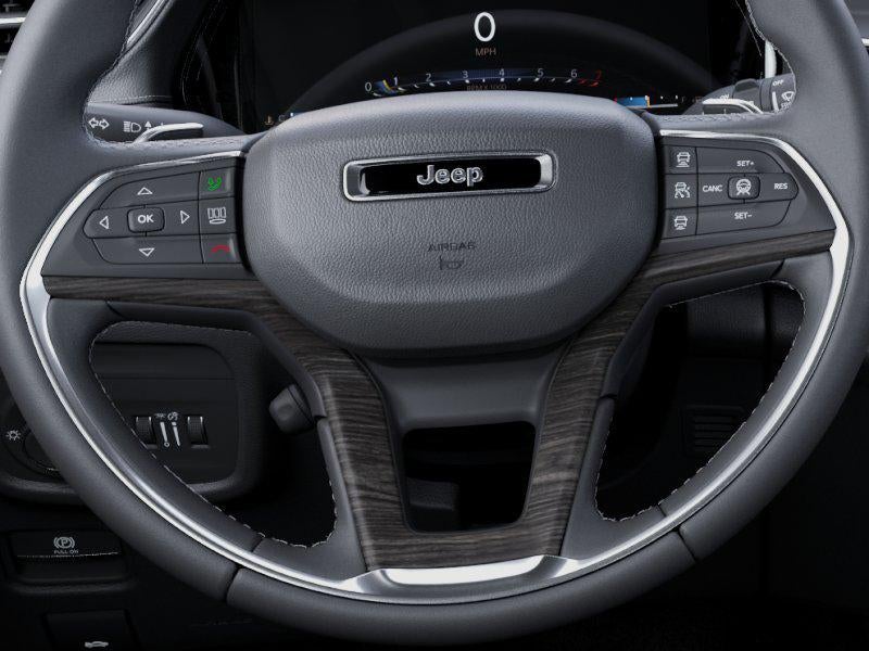 2026 Jeep Grand Cherokee Laredo Altitude 4x4