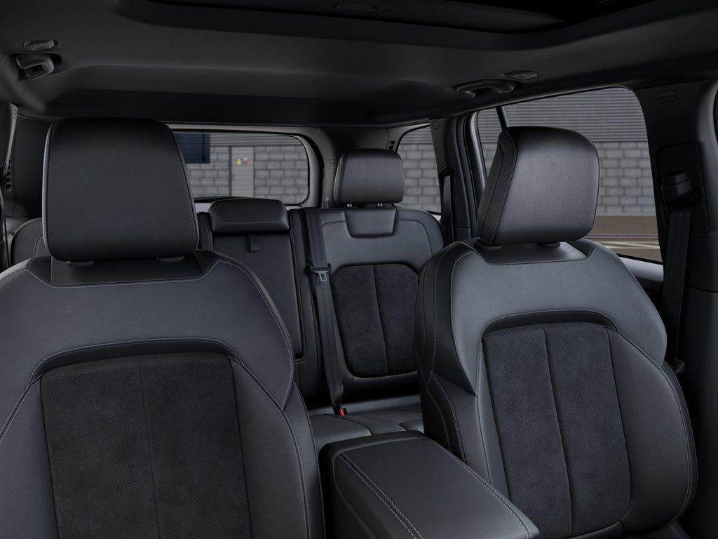 2026 Jeep Grand Cherokee Laredo Altitude 4x4