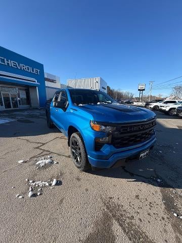 2023 Chevrolet Silverado 1500 4WD Crew Cab Short Bed Custom
