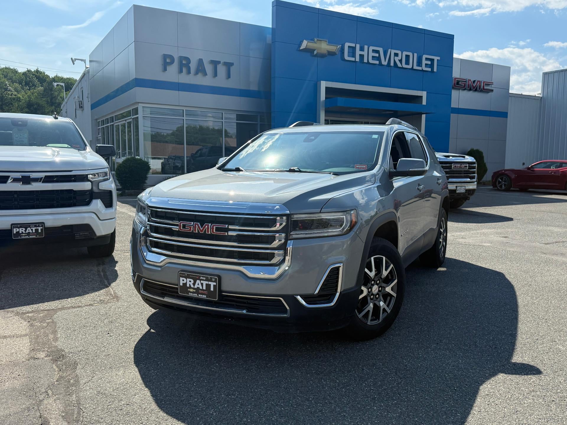 2023 GMC Acadia AWD SLE