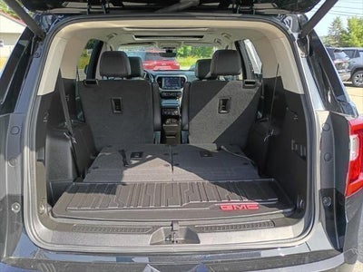 2023 GMC Acadia AWD Denali
