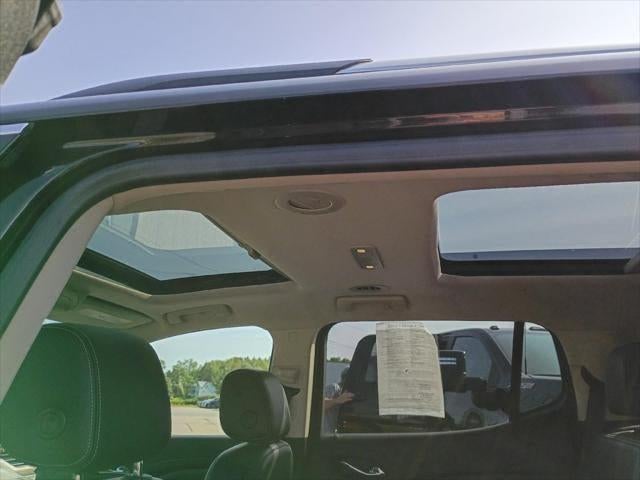 2023 GMC Acadia AWD Denali