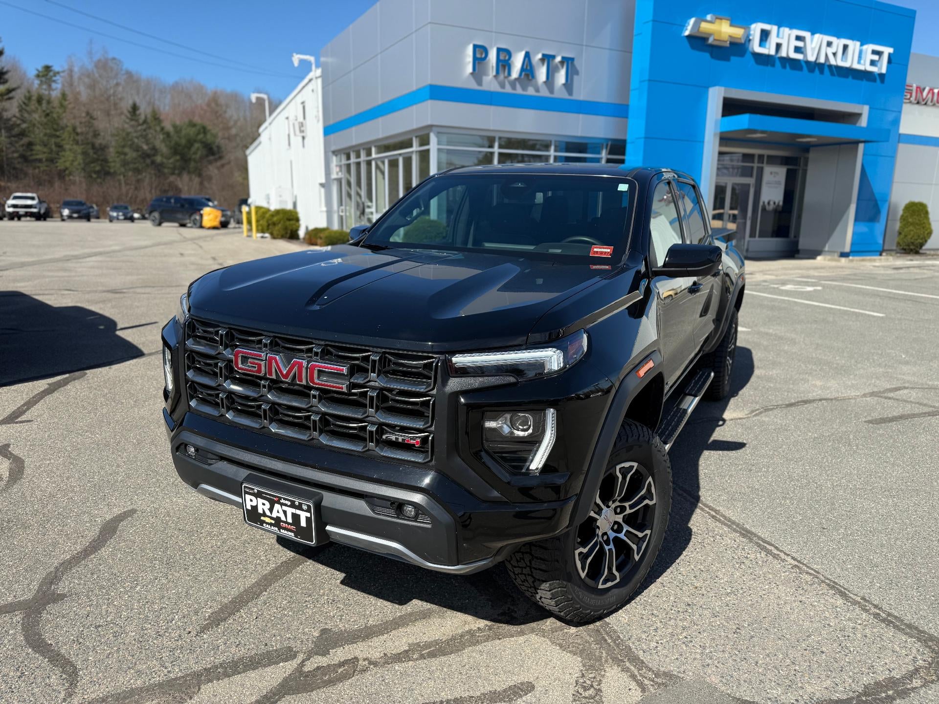 2023 GMC Canyon 4WD Crew Cab Short Box AT4