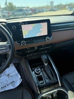 2023 GMC Canyon 4WD Crew Cab Short Box AT4