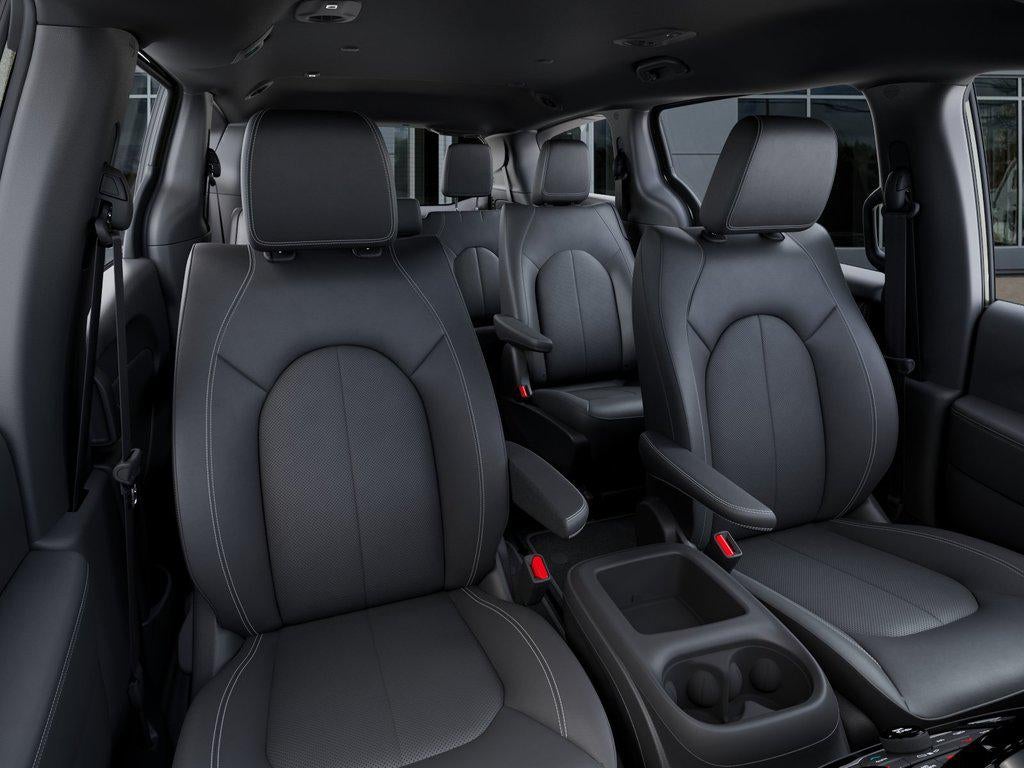 2027 Chrysler Pacifica PACIFICA SELECT AWD