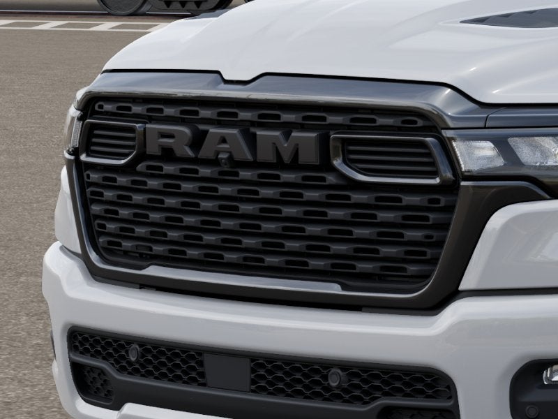 2026 RAM 1500 Express 4x4 Crew Cab 5'7" Box
