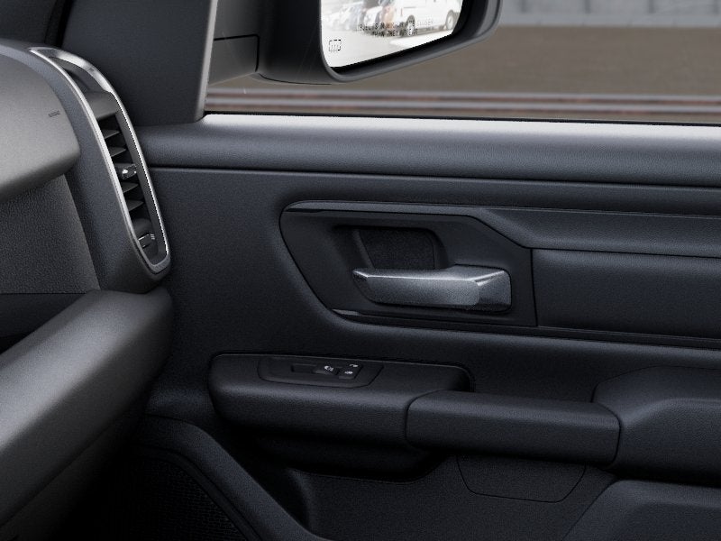 2026 RAM 1500 Express 4x4 Crew Cab 5'7" Box