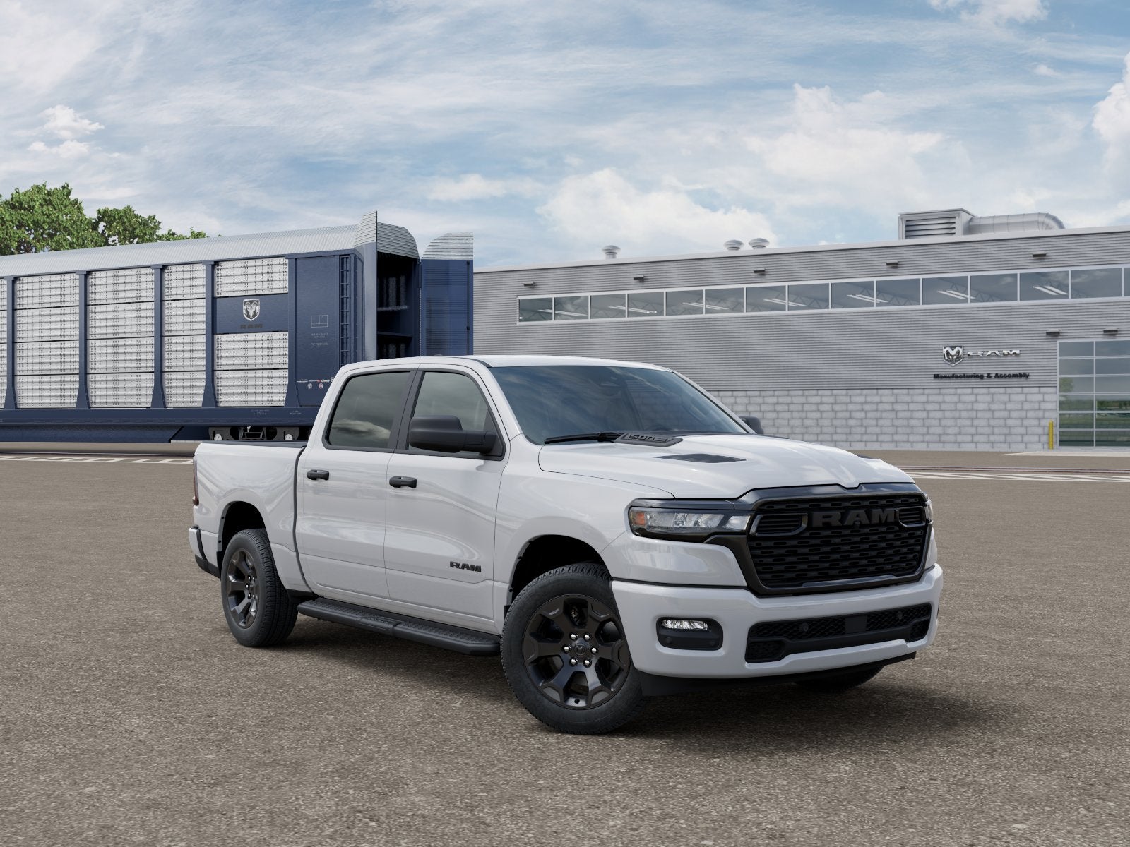 2026 RAM 1500 Express 4x4 Crew Cab 5'7" Box