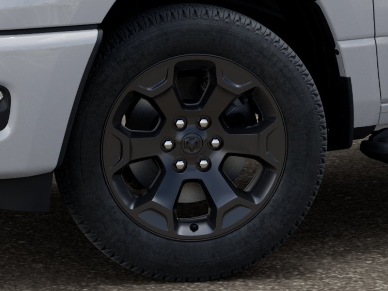 2026 RAM 1500 Express 4x4 Crew Cab 5'7" Box